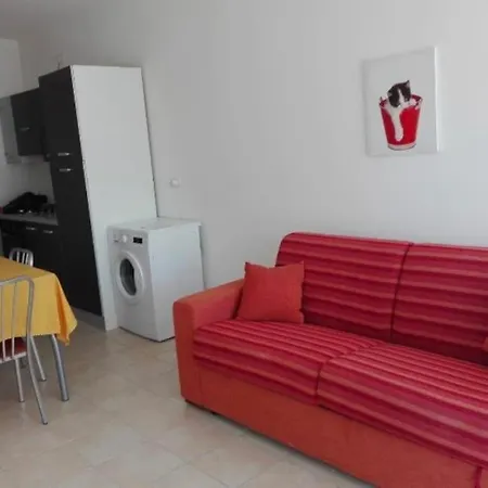 In San Rocco Ii Complex, 2 Min From Sea, Sub 65